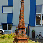 Eiffelturm aus Blech in Rostoptik